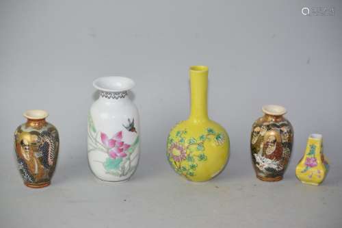 Group of 19-20th C. Chinese/Japanese Porcelain Vases