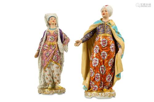 A PAIR OF 19TH CENTURY SAMSON OF PARIS PORCELAIN OTTOMAN FIGURES FOR THE TURKISH MARKET the ornately