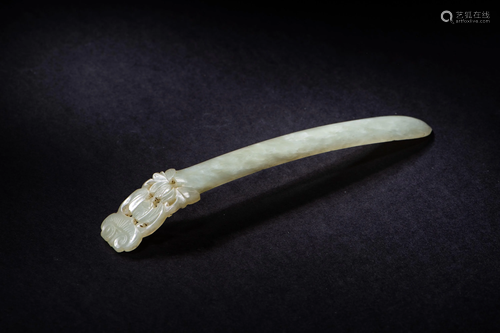 Chinese Celadon Jade Hair Pin, 19th Century