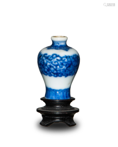 Chinese Miniature Blue & White Meiping, 19th Century