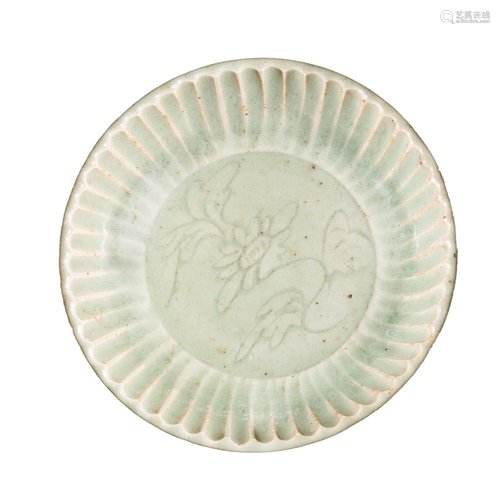 Chinese Longquan Celadon Cylinder Dish, Ming