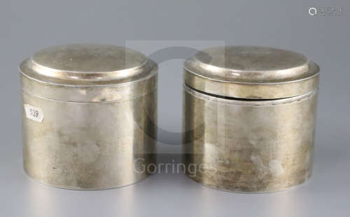 A pair of 19th century Danish silver canisters, by Jens Christian Thorning, Copenhagen, 1853, of