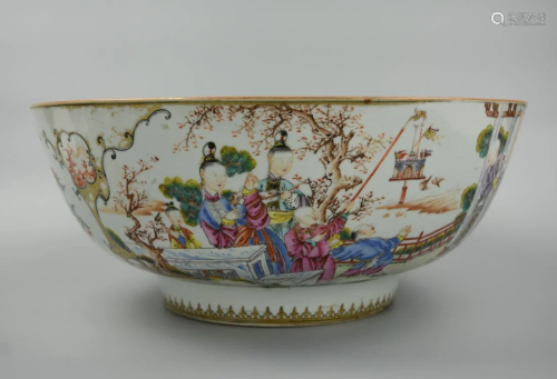 A Chinese Massive Cantonese Glaze Bowl,18th C.