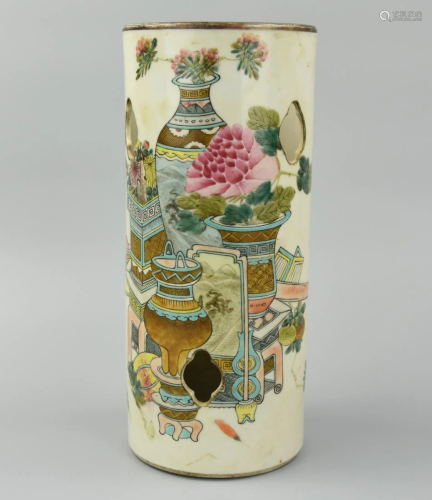 Chinese Famille Rose Hat Stand w/ Flowers, 19th C.