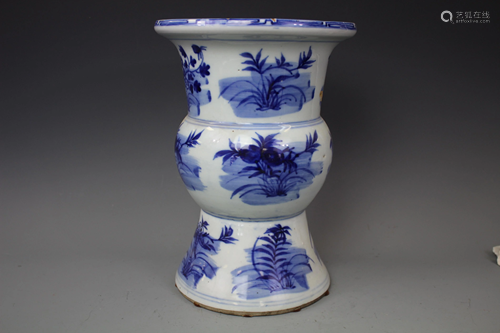 A Blue and White BVase, Qing Dynasty