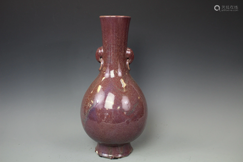 A Copper-Red Glazed Vase, Qing Dynasty