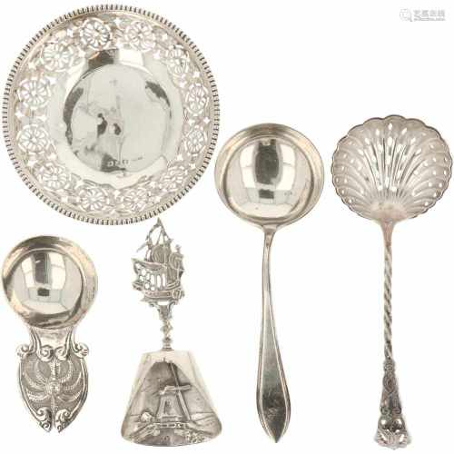 (5) Pieces of various silver items.