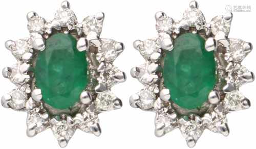 Earrings white gold, ca. 0.12 carat diamond and emerald - 14 ct.