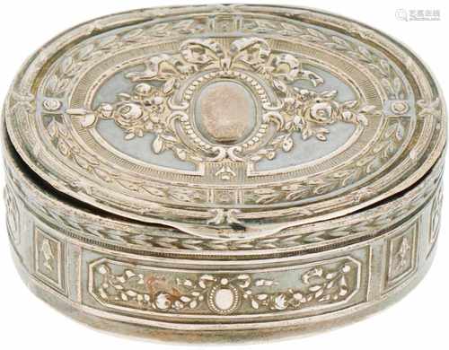 Silver snuff box.