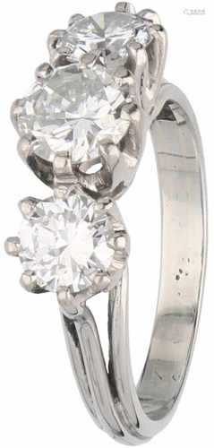 3 Stone ring white gold, ca. 2.30 carat diamond - 18 ct.