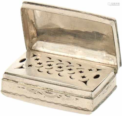 Silver vinaigrette box.