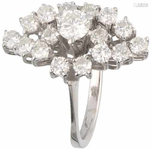 Entourage ring white gold, ca. 1.27 carat diamond - 18 ct.