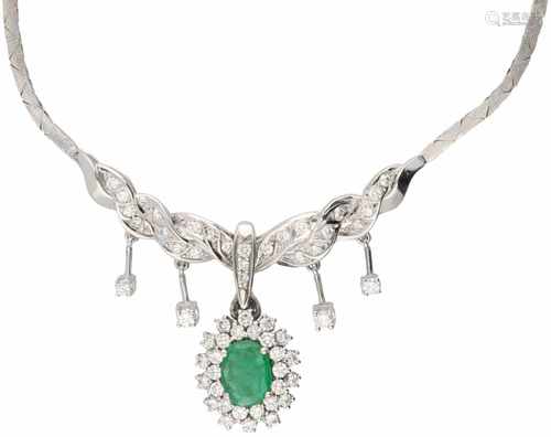 Entourage necklace with pendant white gold, ca. 0.63 carat diamond and emerald - 18 ct.