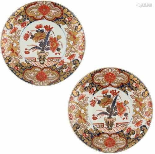 A lot with (2) identical Japanese Imari chargers.