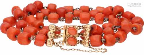 Bracelet with rosé gold closure, red coral - 14 ct.