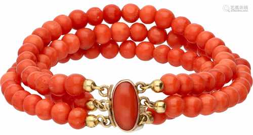 Bracelet with yellow gold closure, red coral - 14 ct.