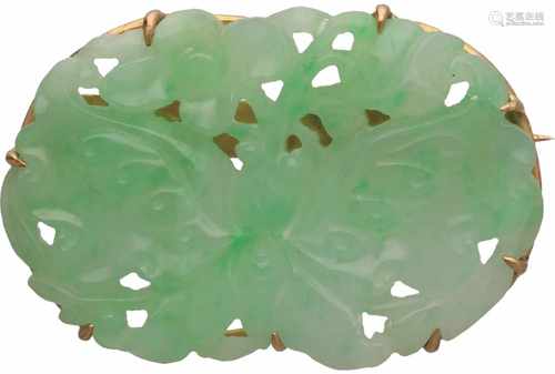 Brooch yellow gold, cut jade - 14 ct.