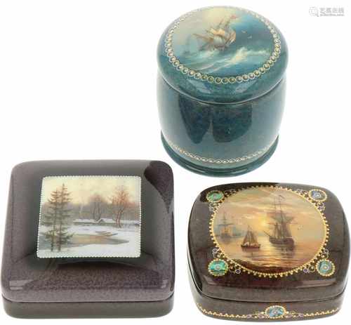 A lot with (3) Russian lacquer boxes