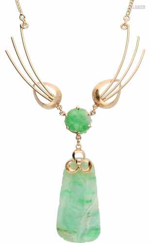 Necklace yellow gold, cut jade - 14 ct.