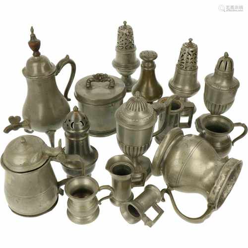 A lot with various Dutch pewter. Different ages.