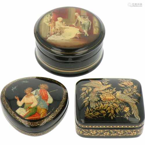 A lot with (3) Russian lacquer boxes