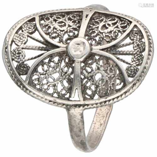 Filigree ring silver - 835/1000.