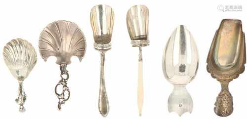 (6) Silver tea scoops.