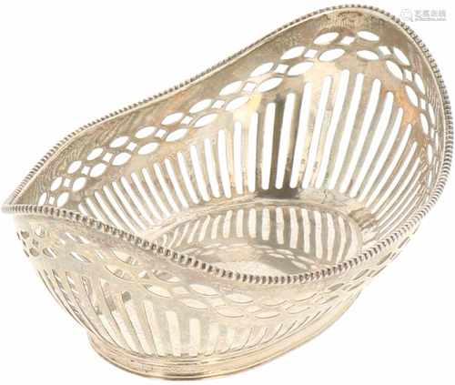 Silver sweetmeat basket.