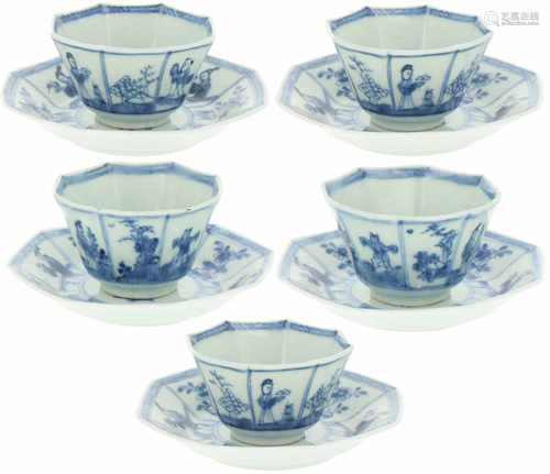 A set of five porcelain cups and saucers with segmented décor in 'Linghi'- and 'Zotjes'-style.