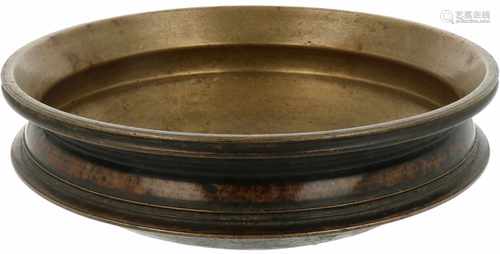 A bronze sacrificial bowl. China, 19th century.