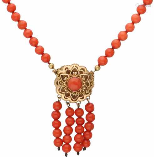 Necklace with yellow gold closure, red coral - 14 ct.