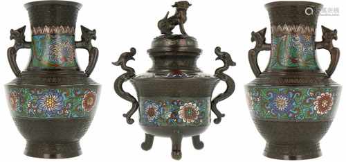 A cloisonné garniture consisting of two vases and an incense burner. China, 19th century.