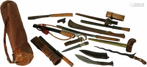 A collection of Indonesian weapons and a 'keris'. (8x)