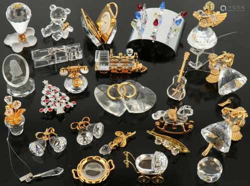 Various (24) pieces of Swarovski. 20th century.