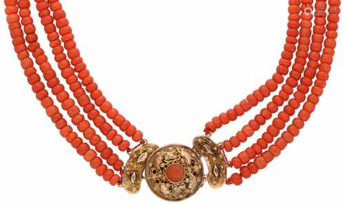 Necklace with filigree detailled bicolour gold closure, red coral - 14 ct.