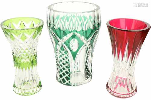 A lot with (3) crystal vases, Val Saint Lambert. Belgium, mid 20th century.