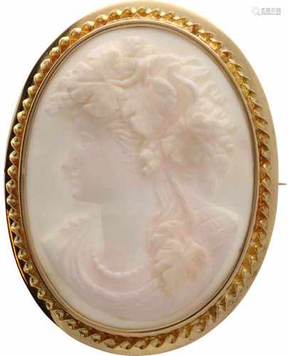 Cameo pendant/brooch yellow gold, cut white coral - 18 ct.