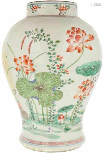 A porcelain vase with 'Wucai' décor. China, Kangxi.