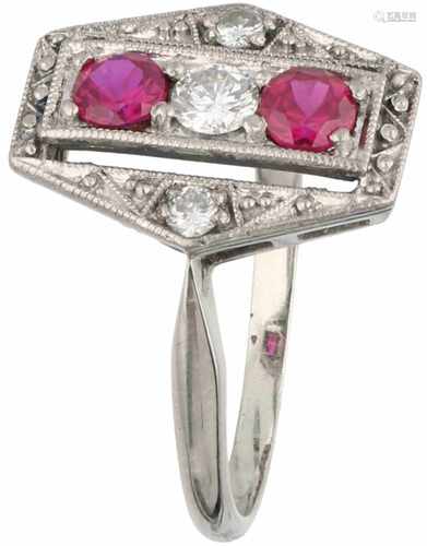 Ring white gold, ca. 0.25 carat diamond and ruby - 14 ct.