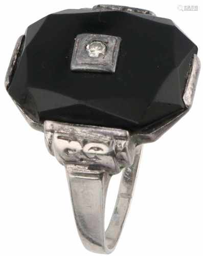 Ring silver, ca. 0.02 carat diamond and onyx - 925/1000.