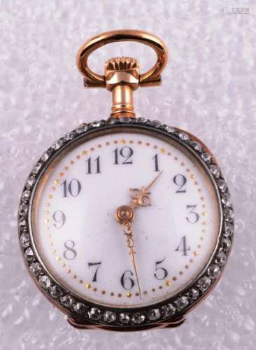 Une montre à gousset pour dame en or jaune 18 ct d…