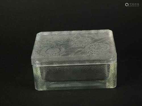 Rene Lalique 'Zinnias' box and cover