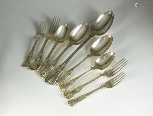A collection of Kings pattern silver flatware
