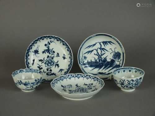 Three Worcester saucers and a tea bowl, circa 1770-70