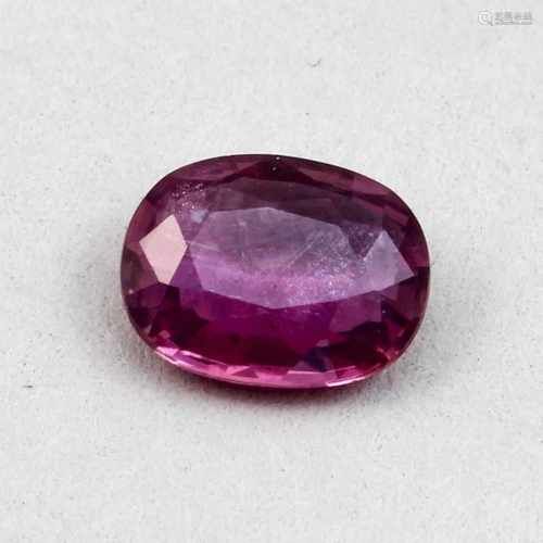 Purpurner Saphir, 0,74 ct.