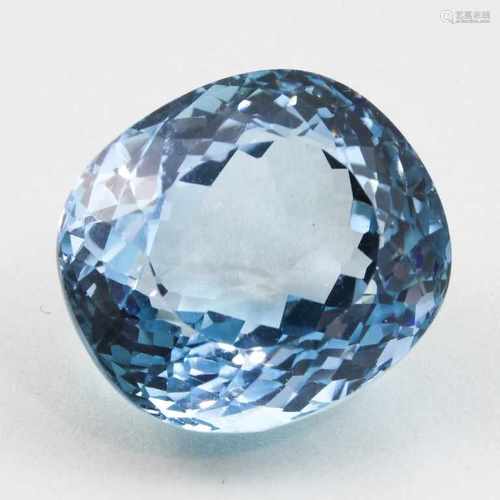 Himmelblauer Topas, 42,85 ct.