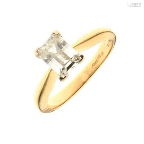 Diamond single stone 18ct gold ring, the Millennium cut of approximately 1.07 carats, measuring