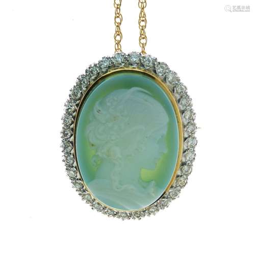 1970's hardstone cameo and diamond 18ct gold pendant brooch, the thirty-two brilliant cuts totalling