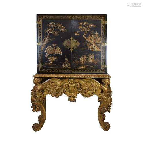 Good early to mid 18th Century black-lacquered Chinoiserie cabinet, the hinged doors decorated