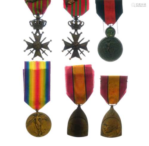 Group of six Belgium First World War Medals comprising Yser Medal October 1914, Croix de Guerre with